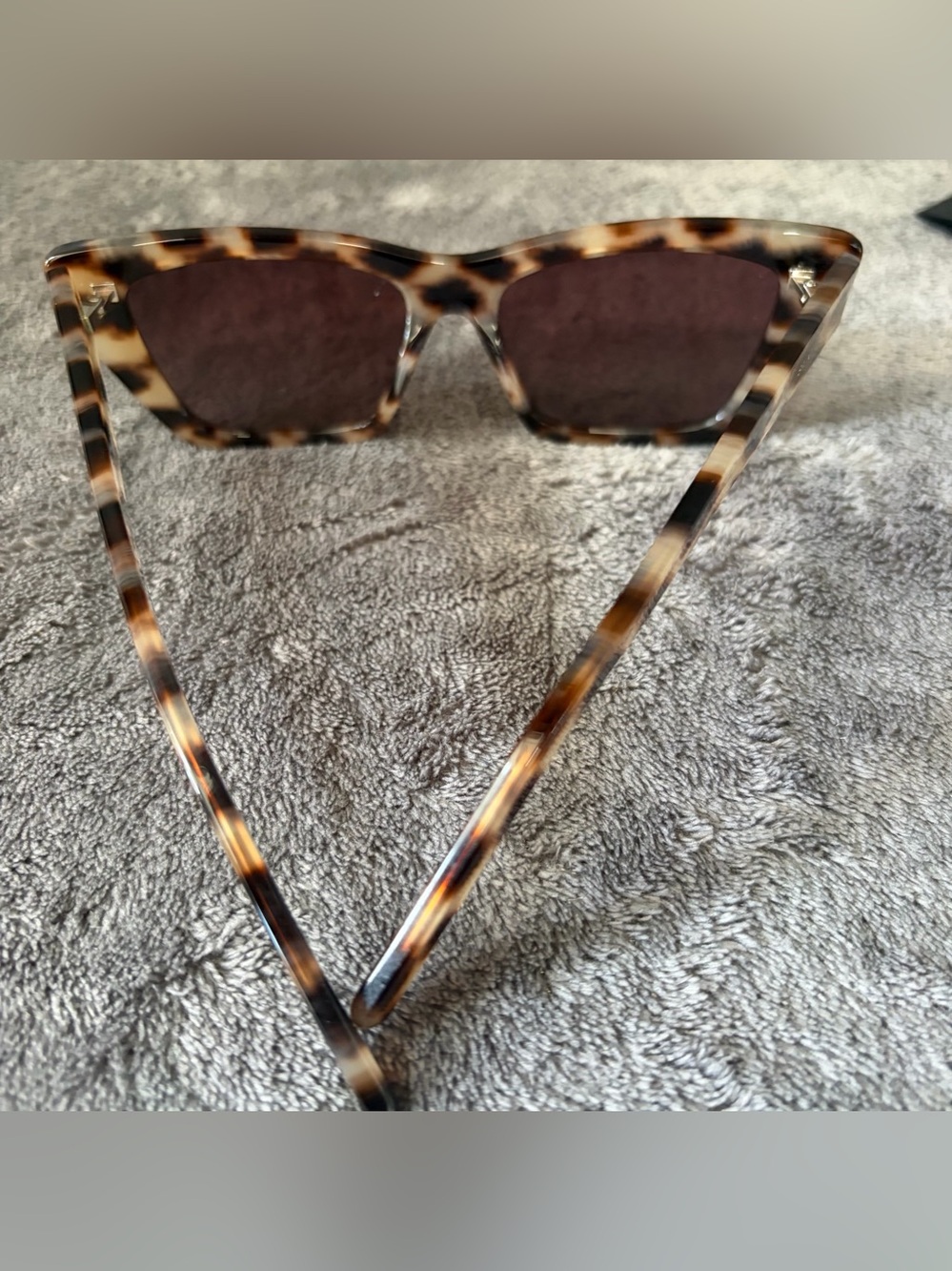 Saint Laurent Tortoiseshell Square-Edge Sunglasses with Brown Lenses - Picture 8 of 13